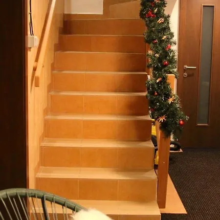 Marguska - U Fera * Oscadnica